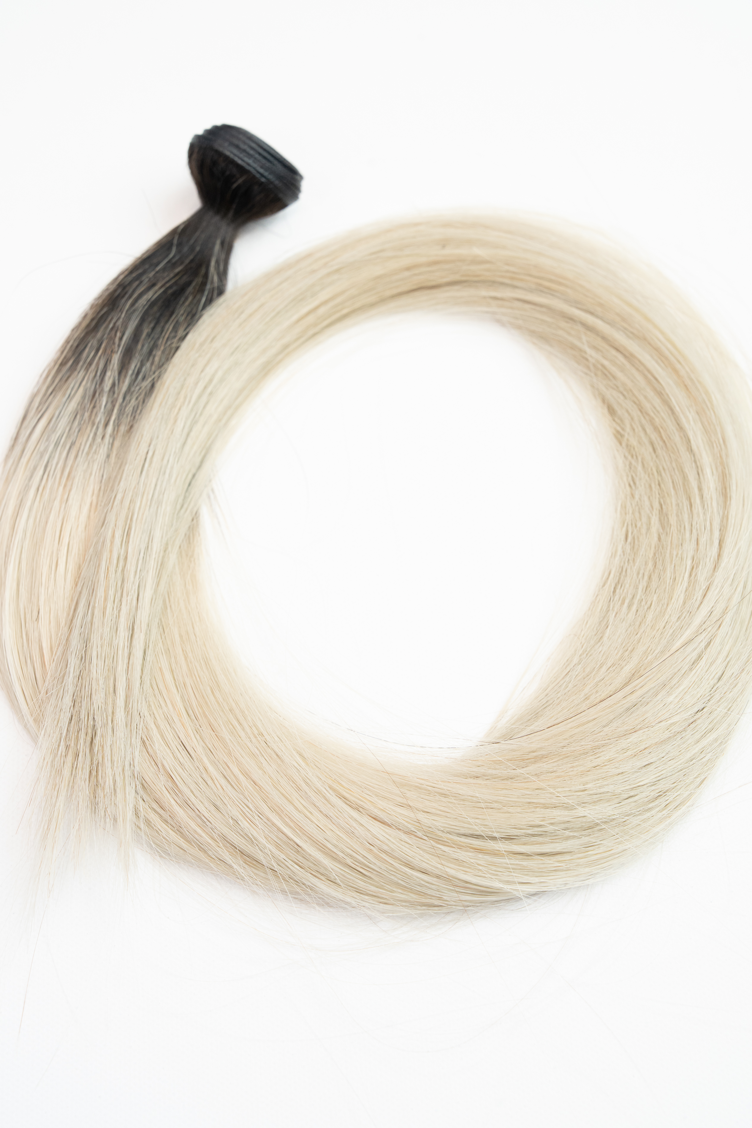 Tape-In Extensions - prettygangofficial.com