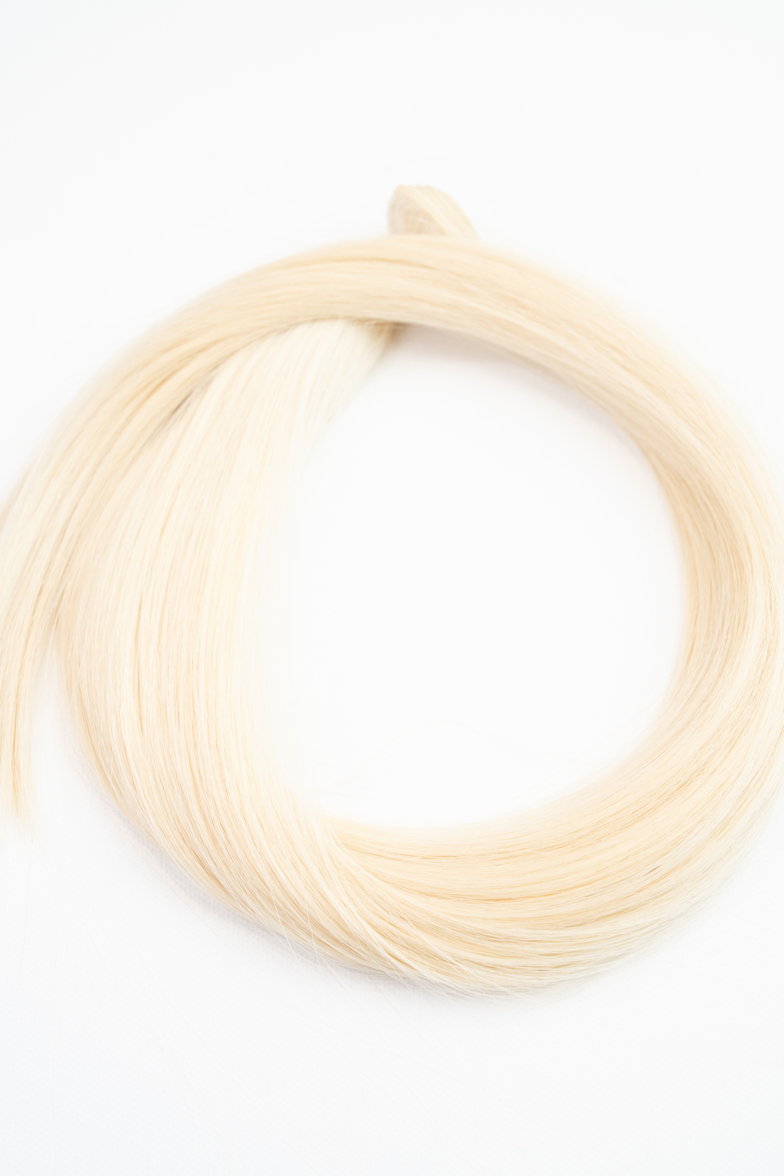 Tape-In Extensions - prettygangofficial.com